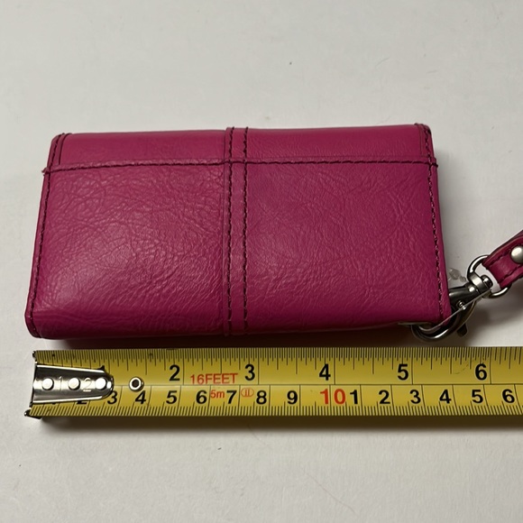 Fossil Pink wallet/wristlet - Picture 6 of 7